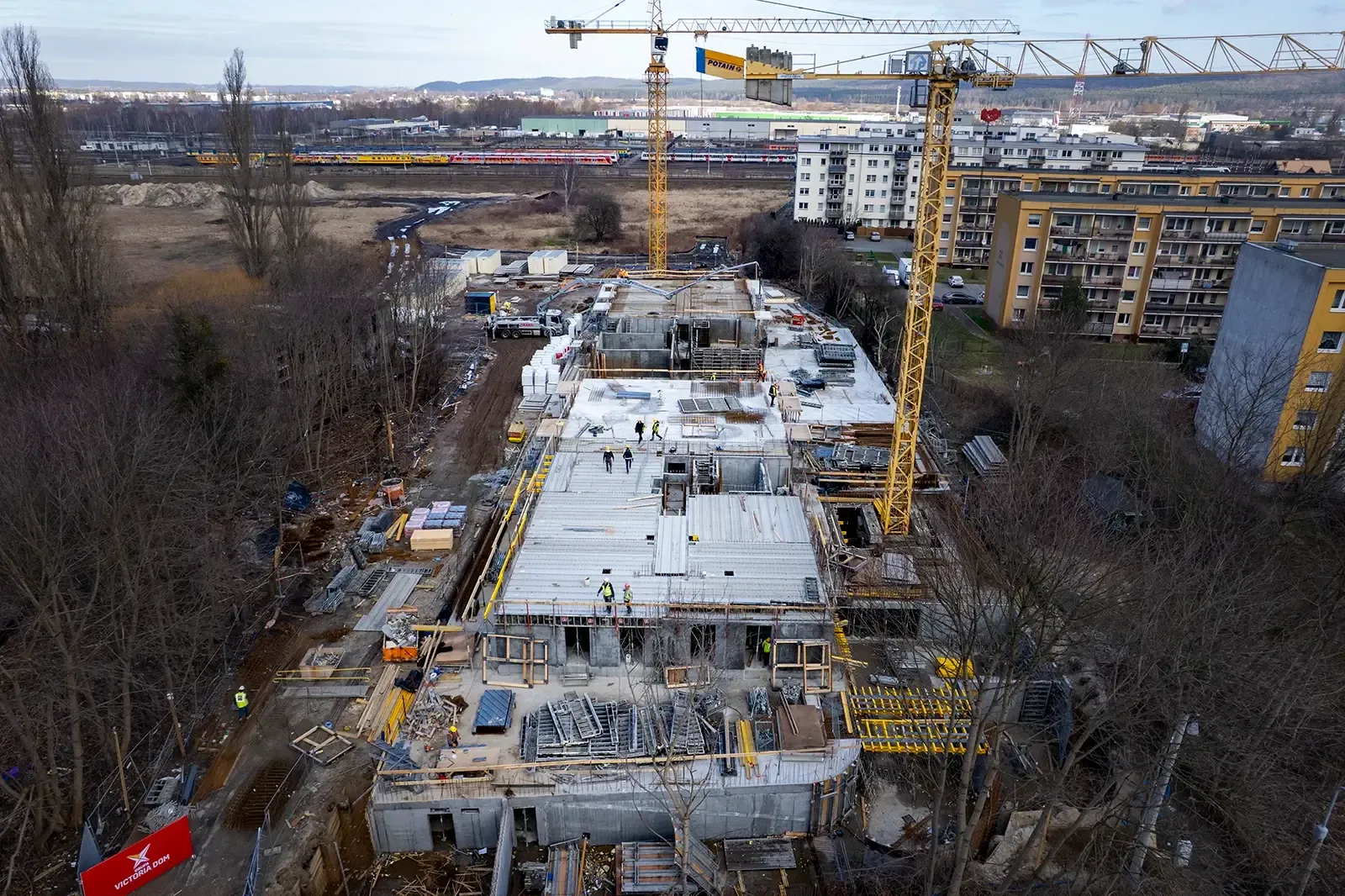Postęp prac na osiedlu Miasteczko Nova Fala w Gdyni, luty 2025
