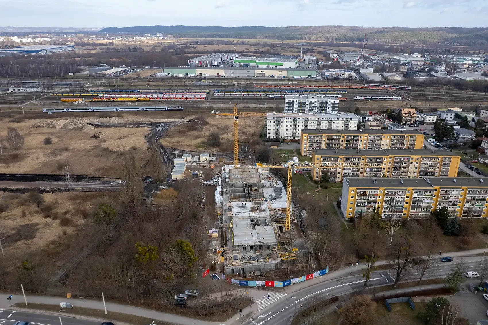 Postęp prac na osiedlu Miasteczko Nova Fala w Gdyni, luty 2025