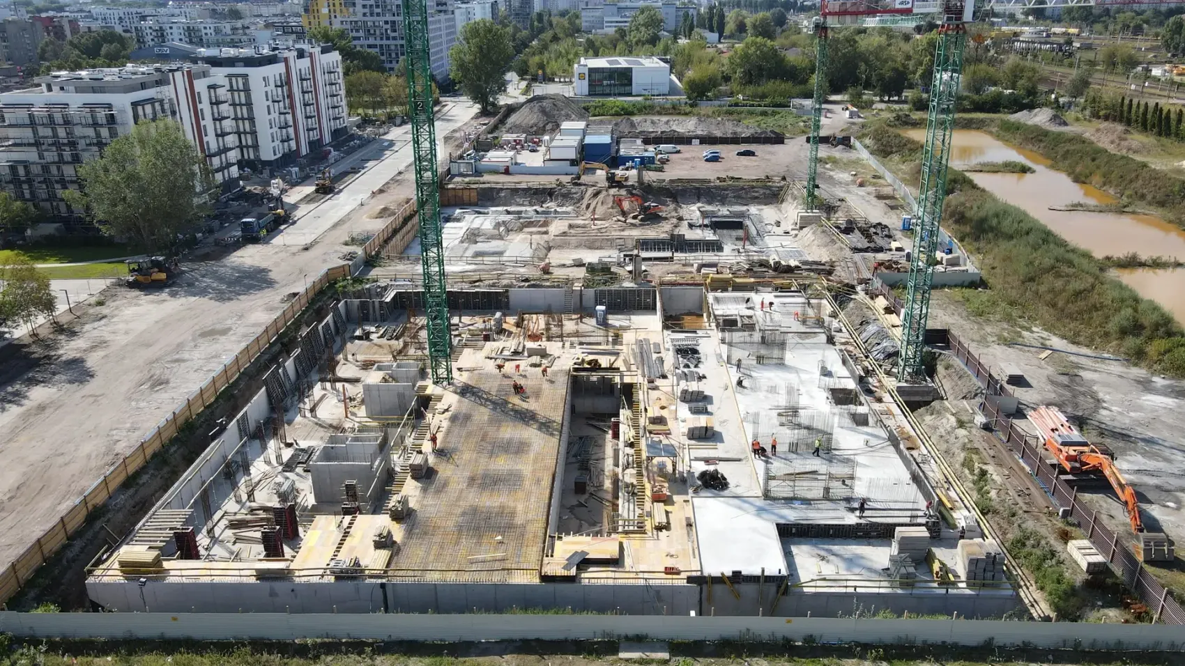 Metro Art - postęp prac - osiedle Victoria Dom na Pradze Południe