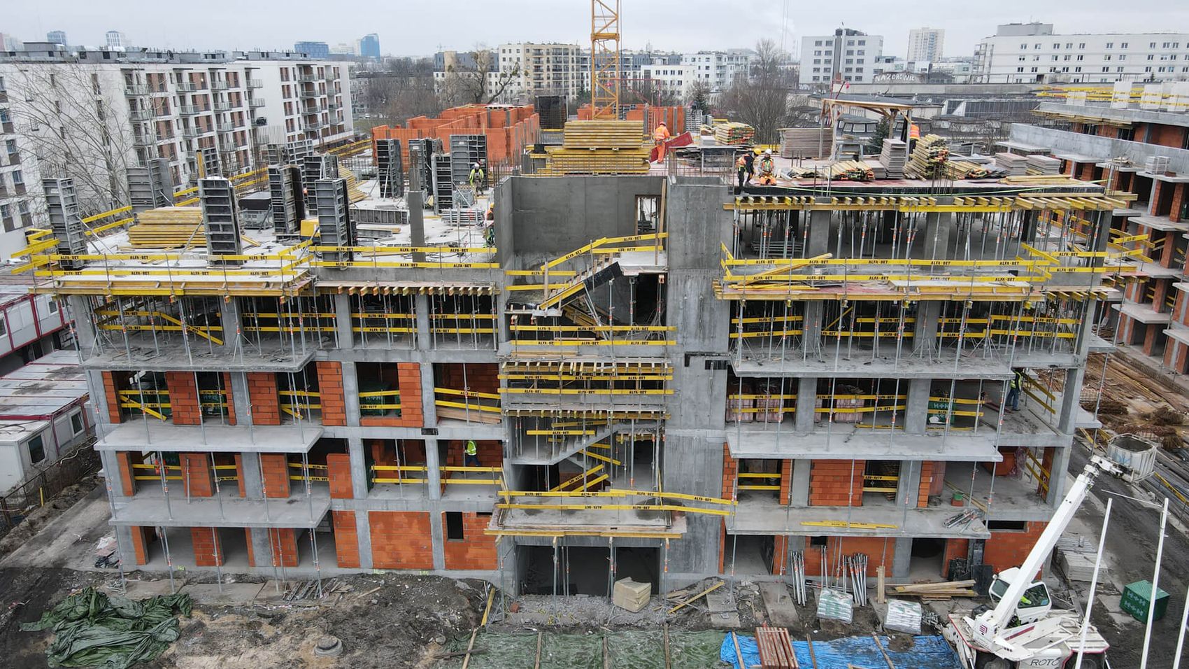 Metro Art - postęp prac - osiedle Victoria Dom na Pradze Południe