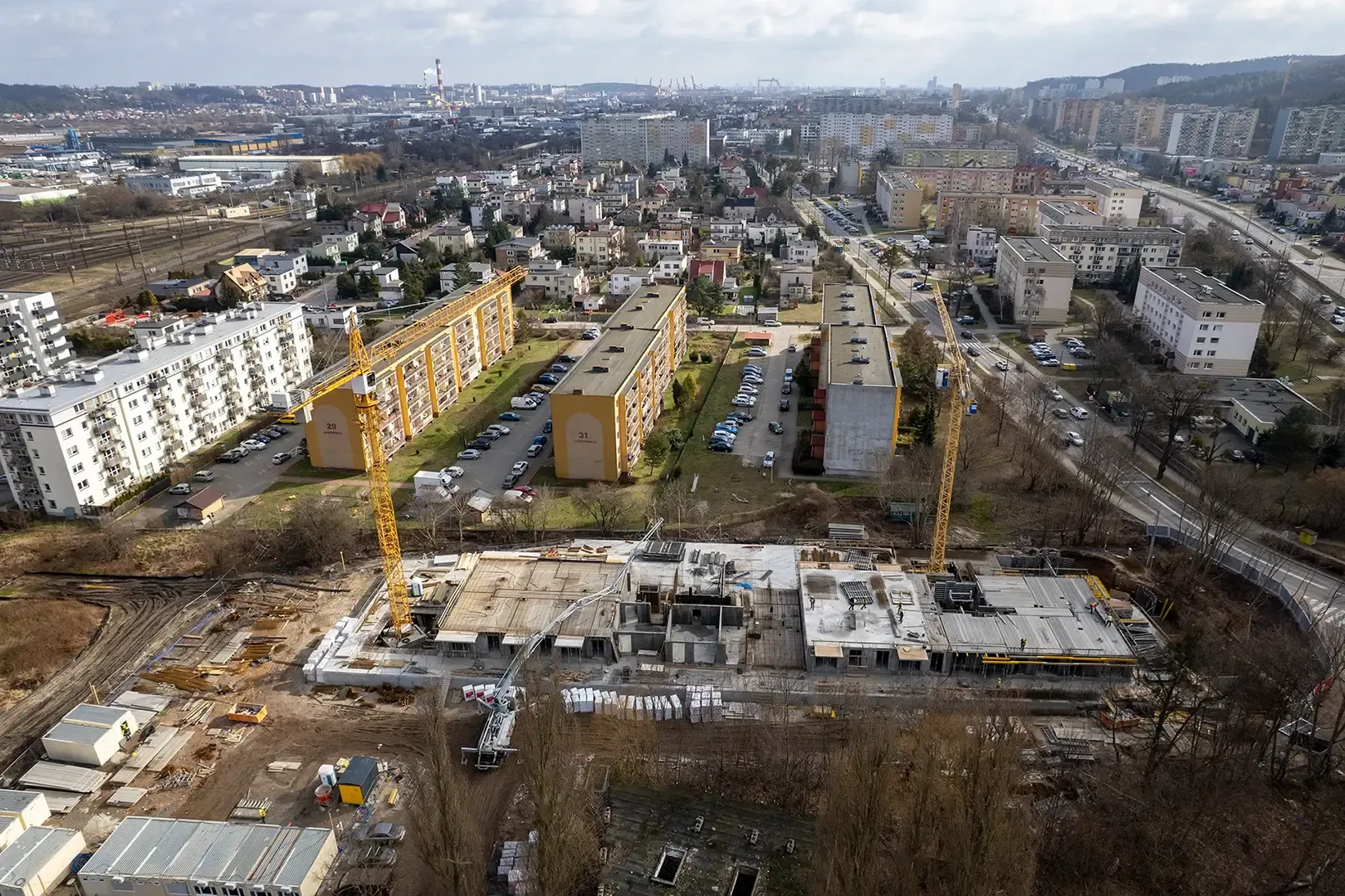 Postęp prac na osiedlu Miasteczko Nova Fala w Gdyni, luty 2025